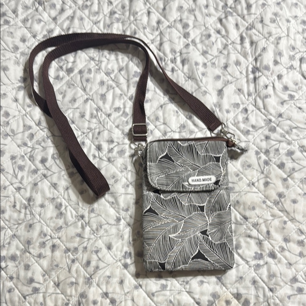 Handmade Leaf Pattern Crossbody Bag - Brown and Gray